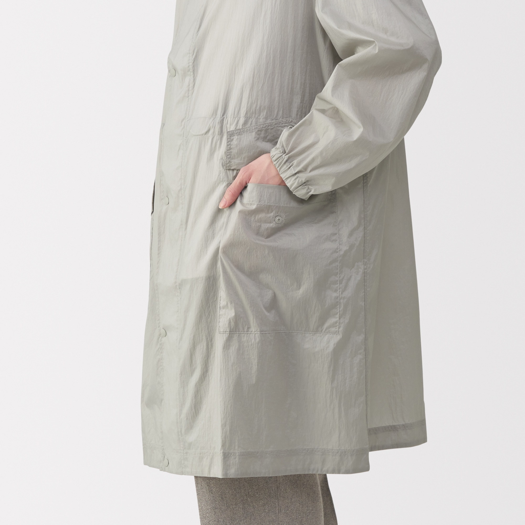 紳士　軽量撥水ナイロンフード付きコート