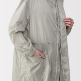 紳士　軽量撥水ナイロンフード付きコート