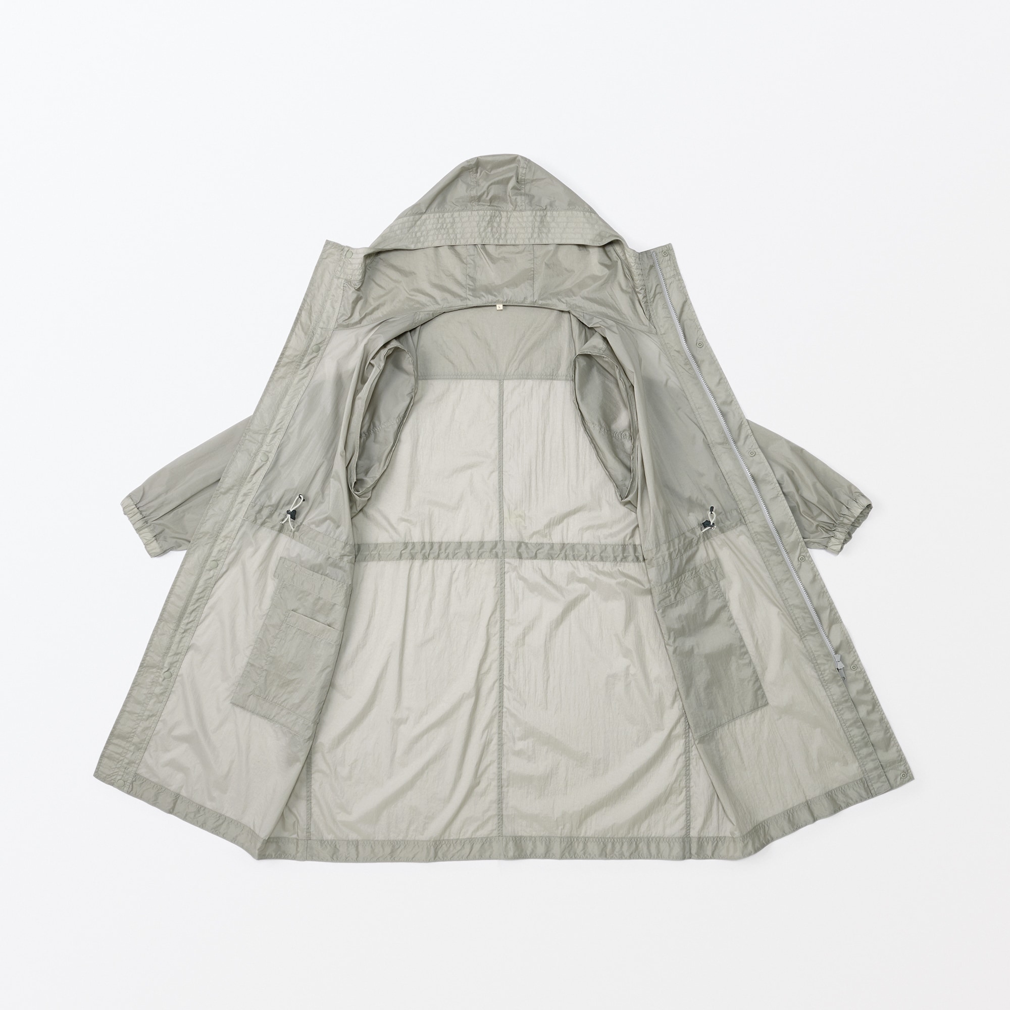 紳士　軽量撥水ナイロンフード付きコート