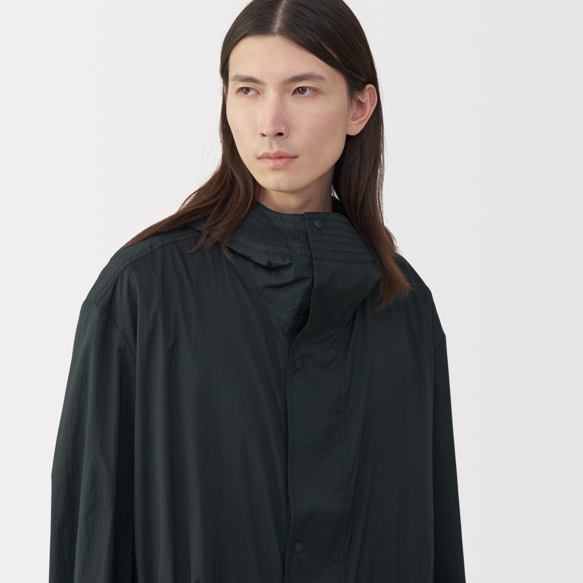 紳士　軽量撥水ナイロンフード付きコート