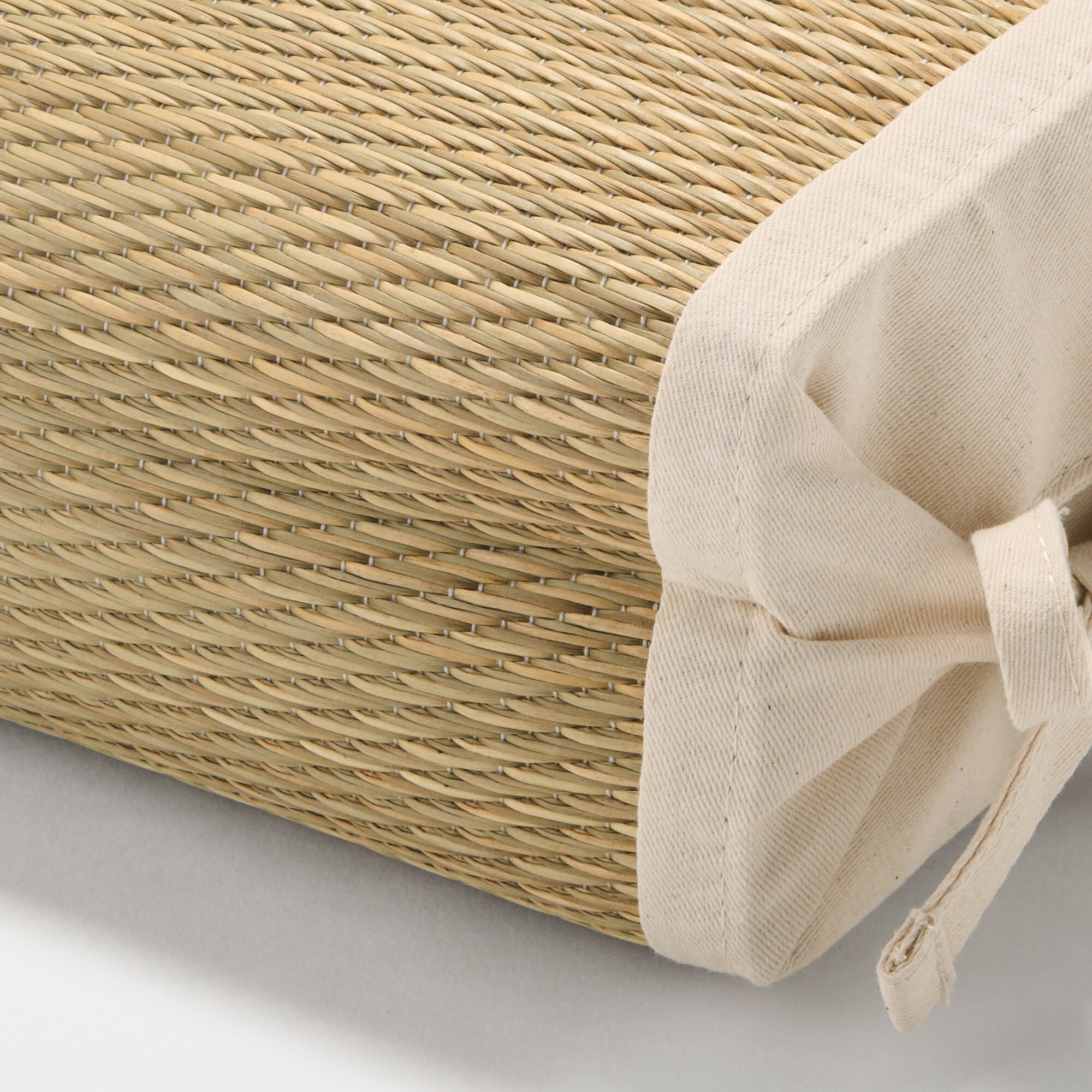 高さが調整できるイ草まくら