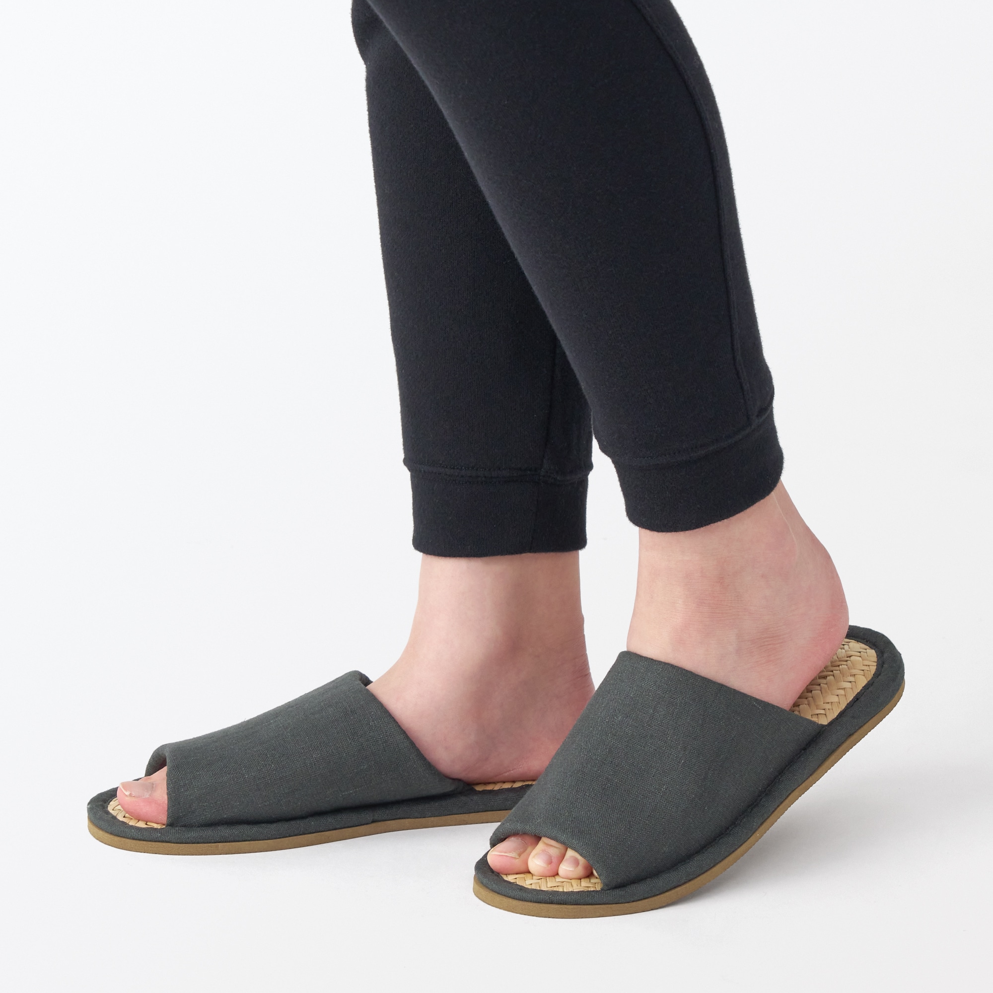 マライ草スリッパ・前あき