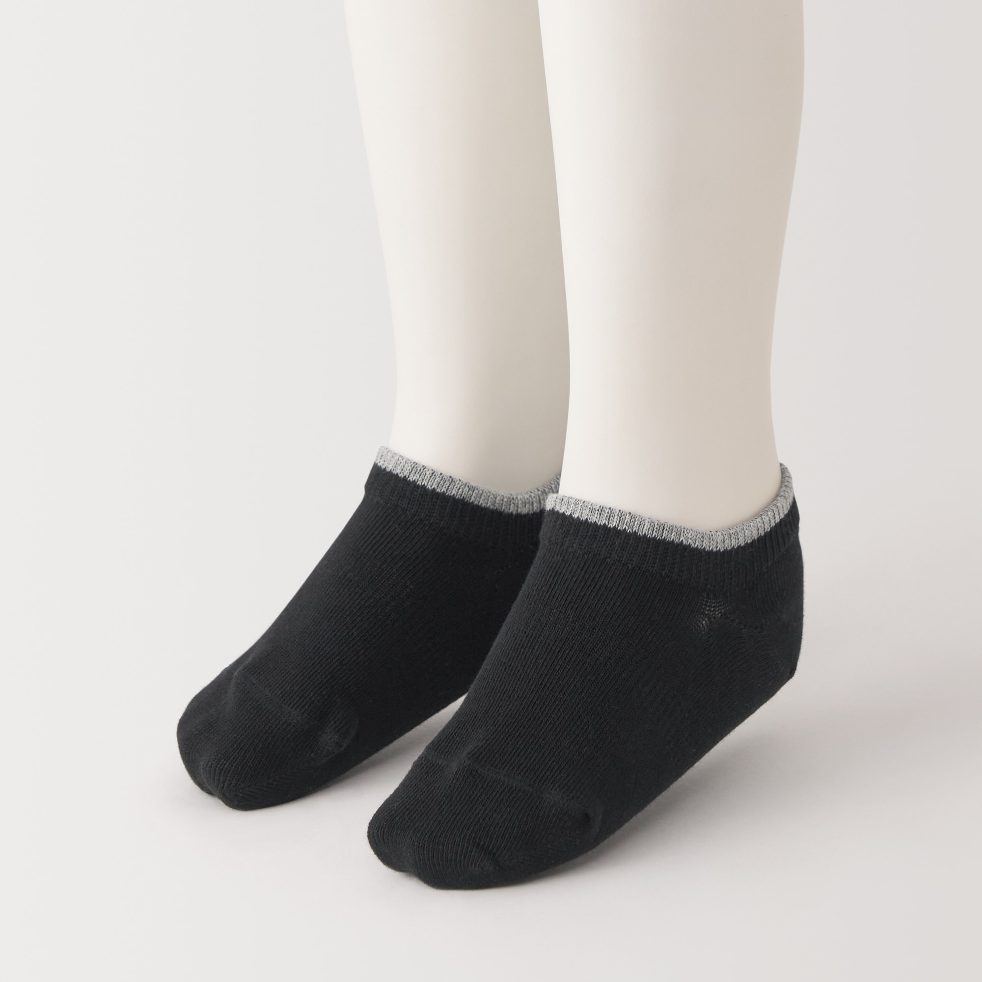 キッズ　足なり直角　スニーカーイン（柄・３足組）