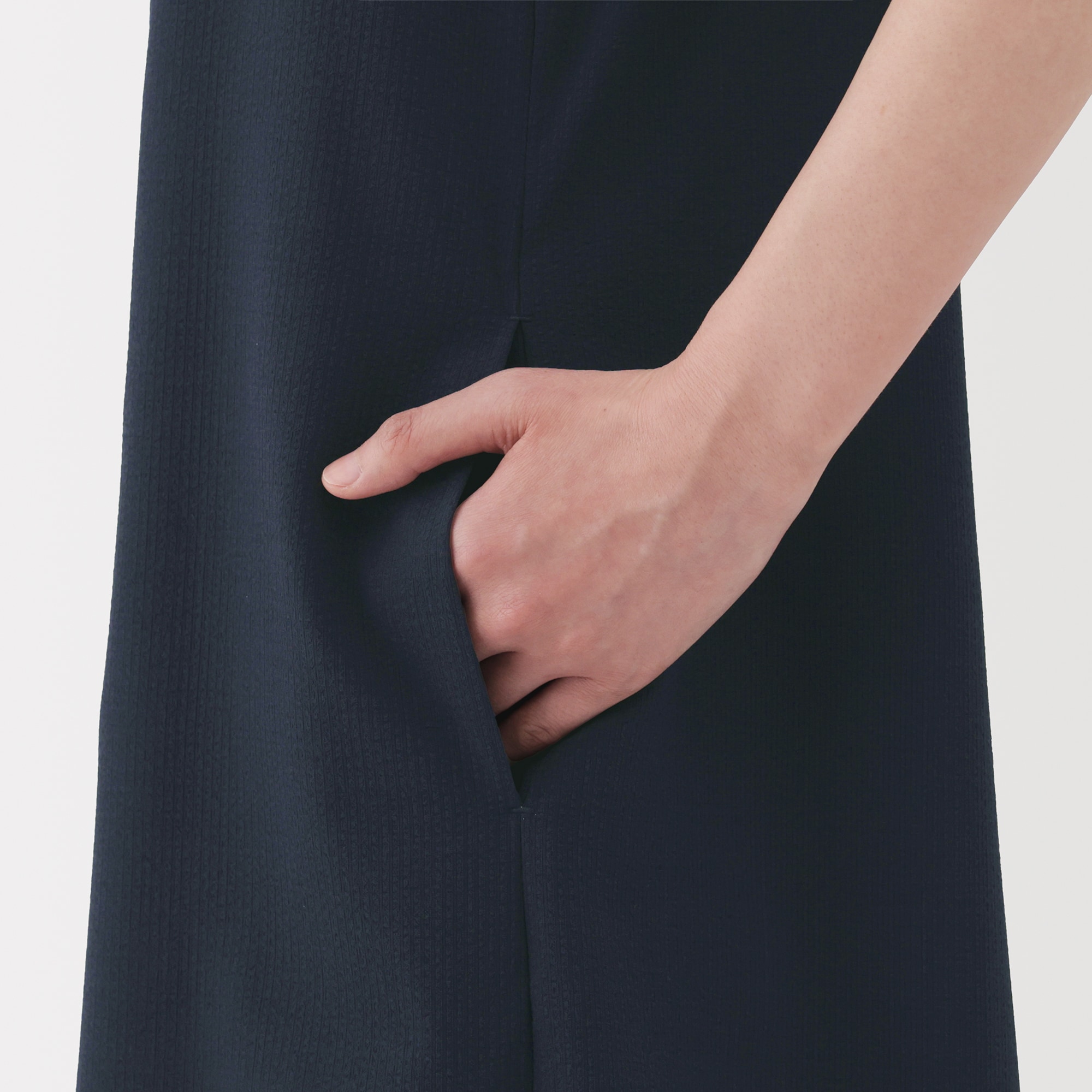 無印良品◉風を通すストレッチサッカーサロペット 婦人 風を通す ストレッチサッカー サロペット | 無印良品