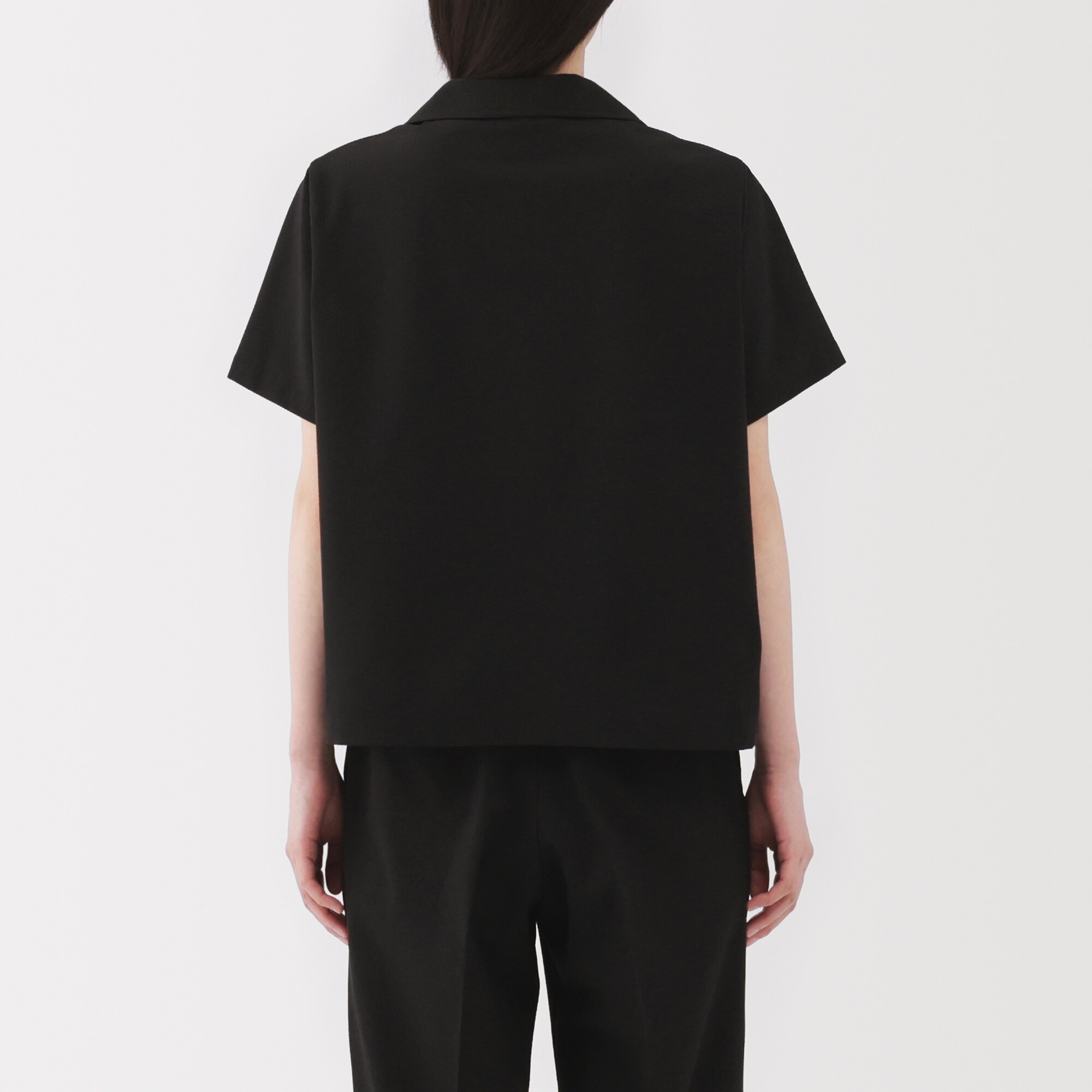 婦人　風を通す　ストレッチサッカー　オープンカラー半袖シャツ