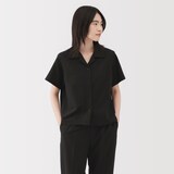 婦人　風を通す　ストレッチサッカー　オープンカラー半袖シャツ