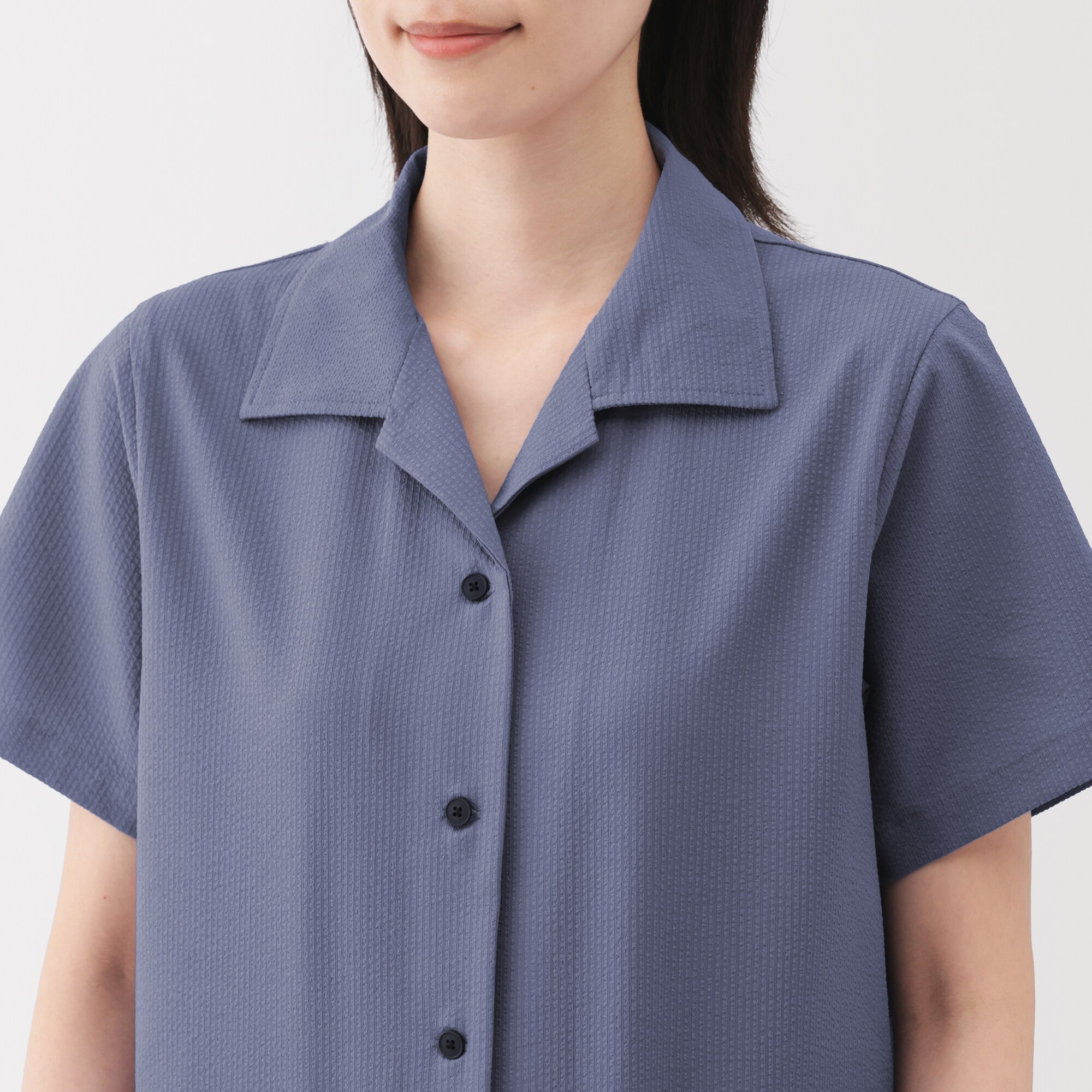 美良品
Descent Move Sports
デサントムーヴスポーツ ウエア 婦人 風を通す ストレッチサッカー オープンカラー半袖シャツ | 無印良品