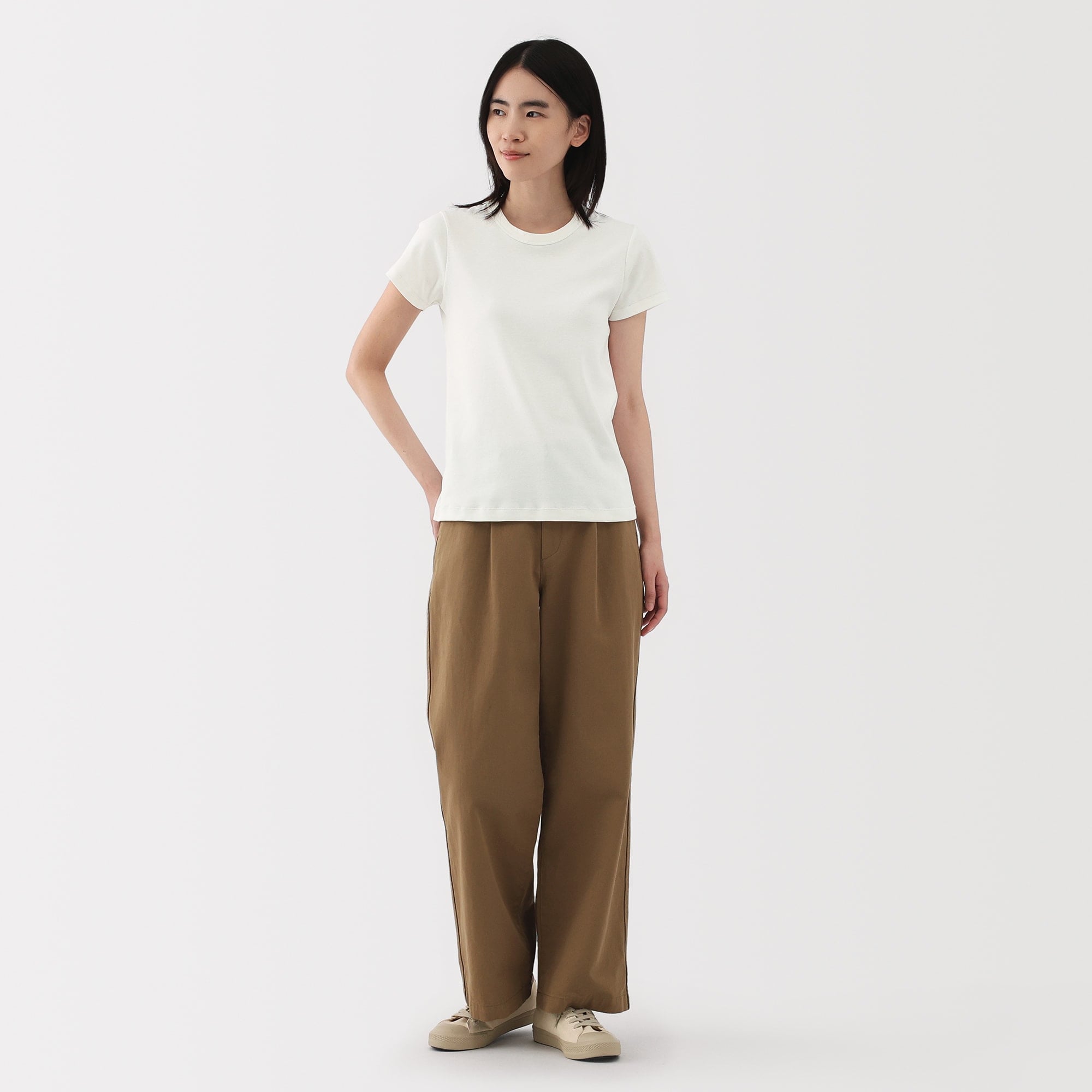 婦人　涼感汗じみしにくいクルーネック半袖Ｔシャツ