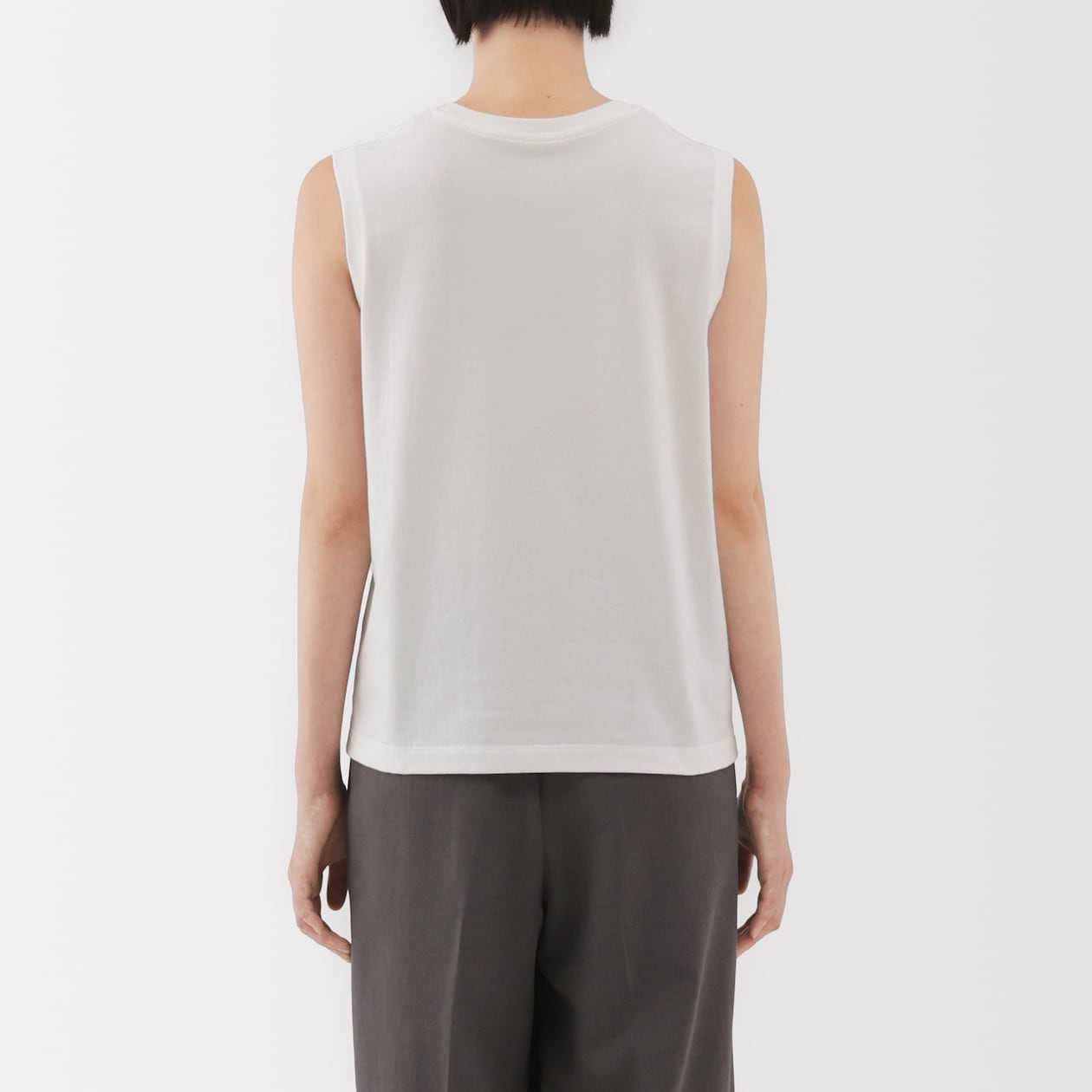 婦人　天竺編みスリーブレスＴシャツ