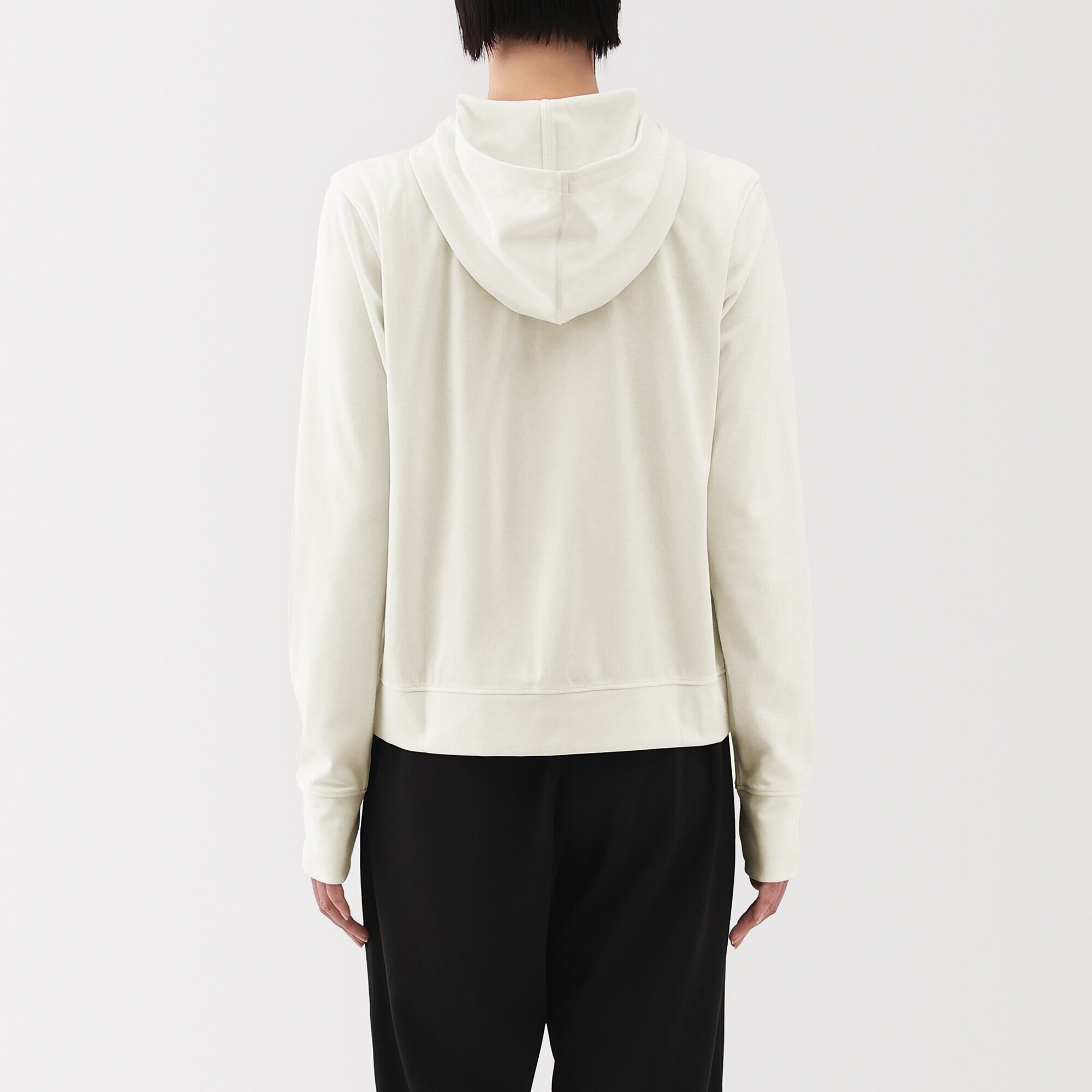 婦人　ＵＶカット乾きやすいフルジップパーカ