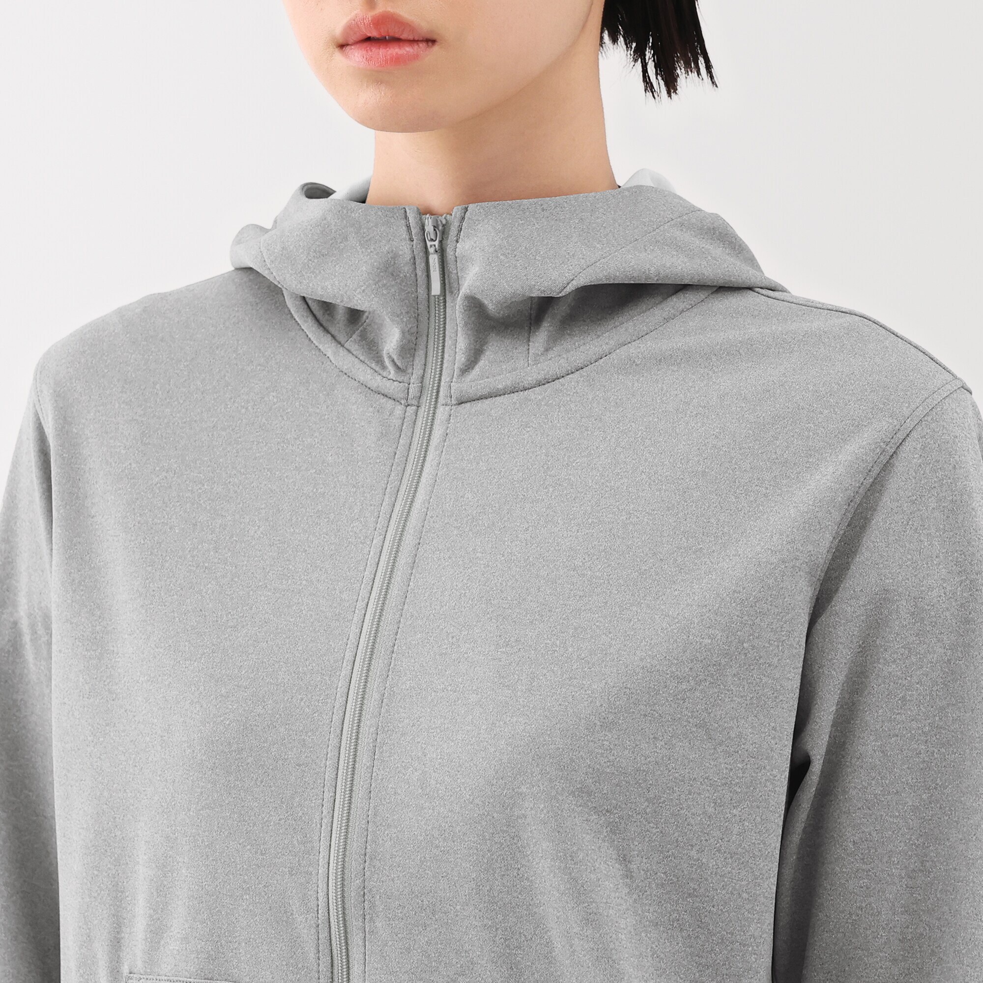 婦人　ＵＶカット乾きやすいフルジップパーカ