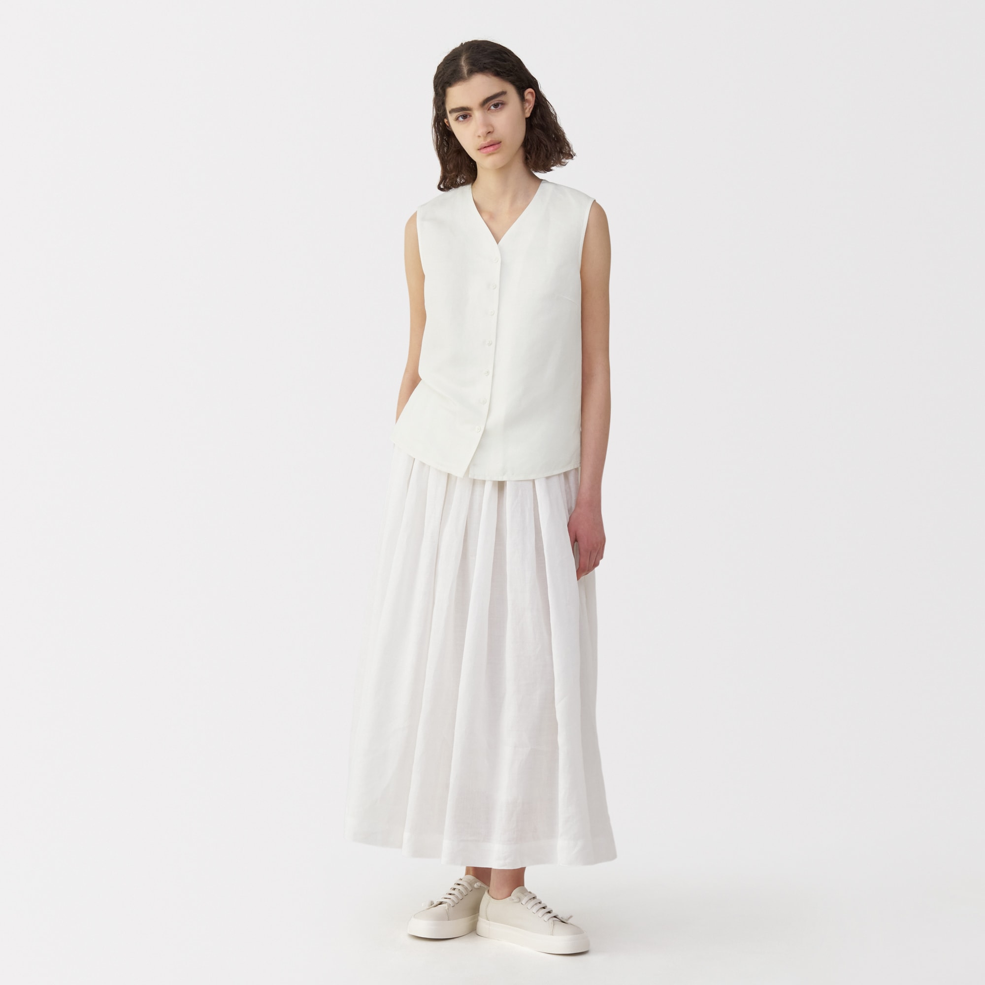 婦人 リネンシルクノースリーブシャツ | 無印良品