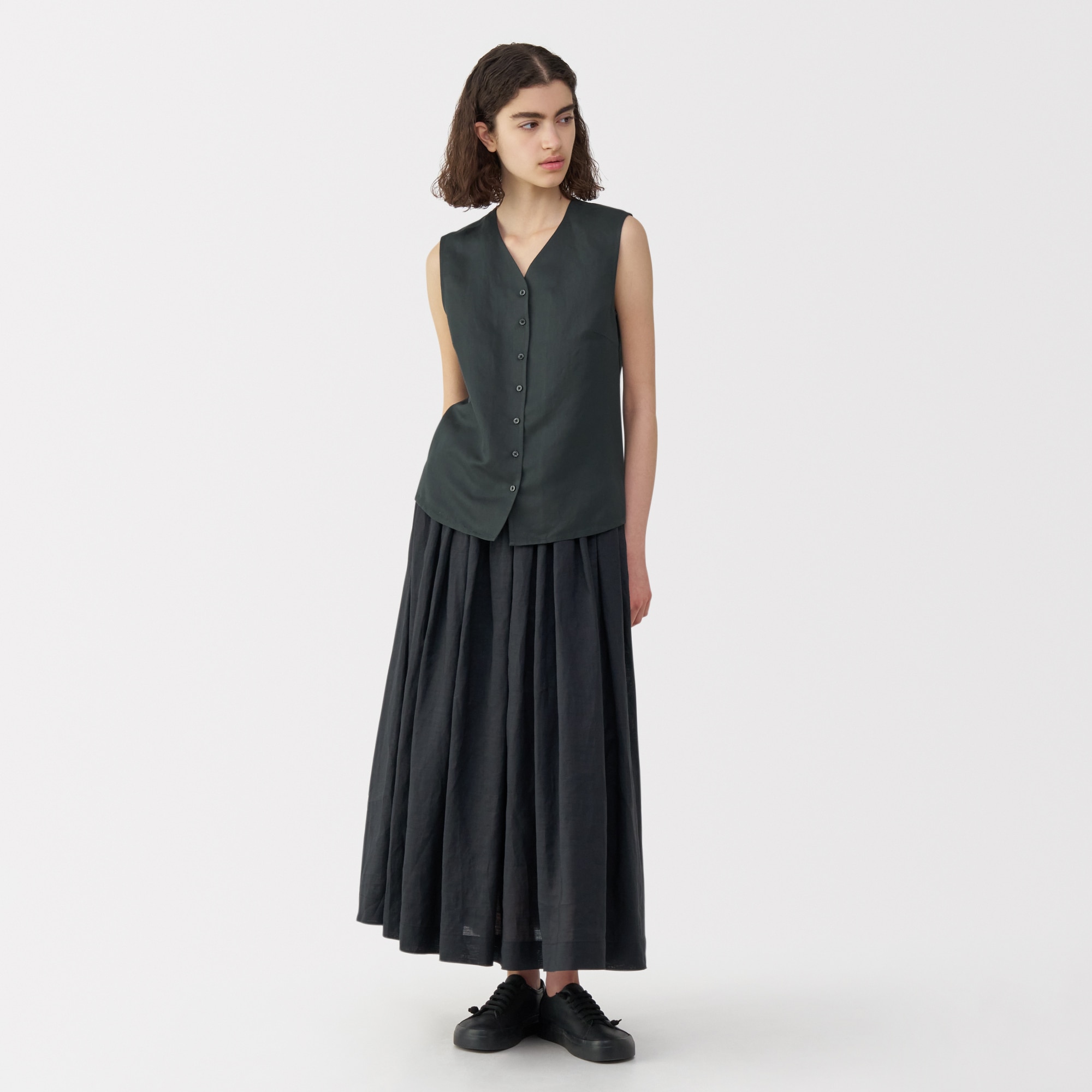【新品•未使用】MUJI Labo リネンシルクワンピース　墨黒　Ｍサイズ 婦人 リネンシルクワンピース | 無印良品