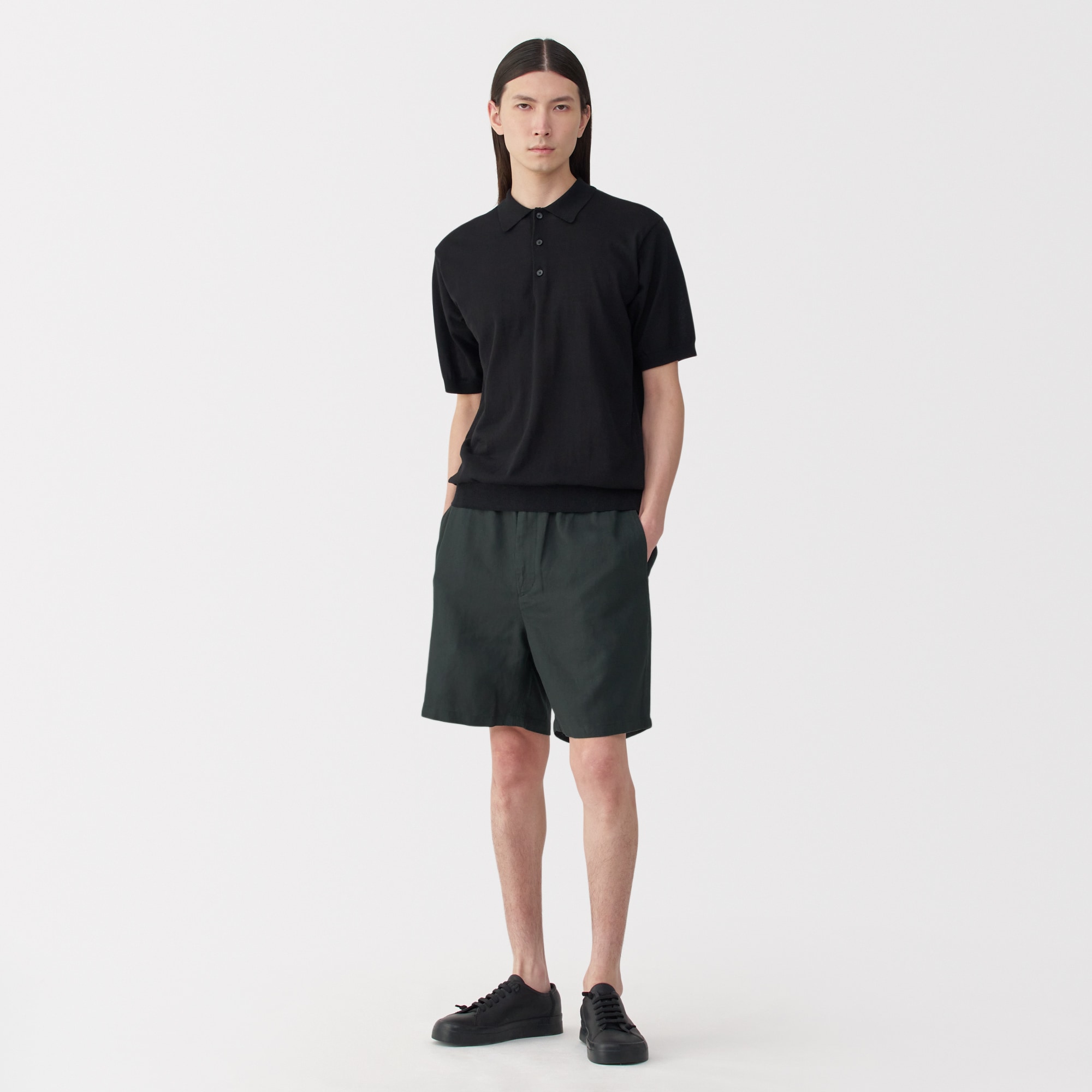 レ*ン様 MUJI LABO2023半袖シャツとショートパンツ セット 黒 L- MUJI Labo2023ss]真夏でもこれなら涼しそう。風を通す布帛T