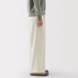 婦人　撥水　タックストレートパンツ