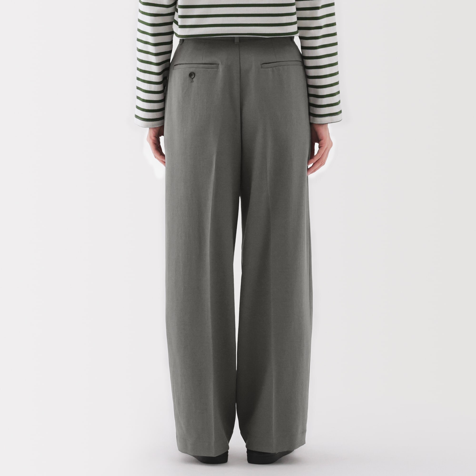 婦人　撥水　タックストレートパンツ