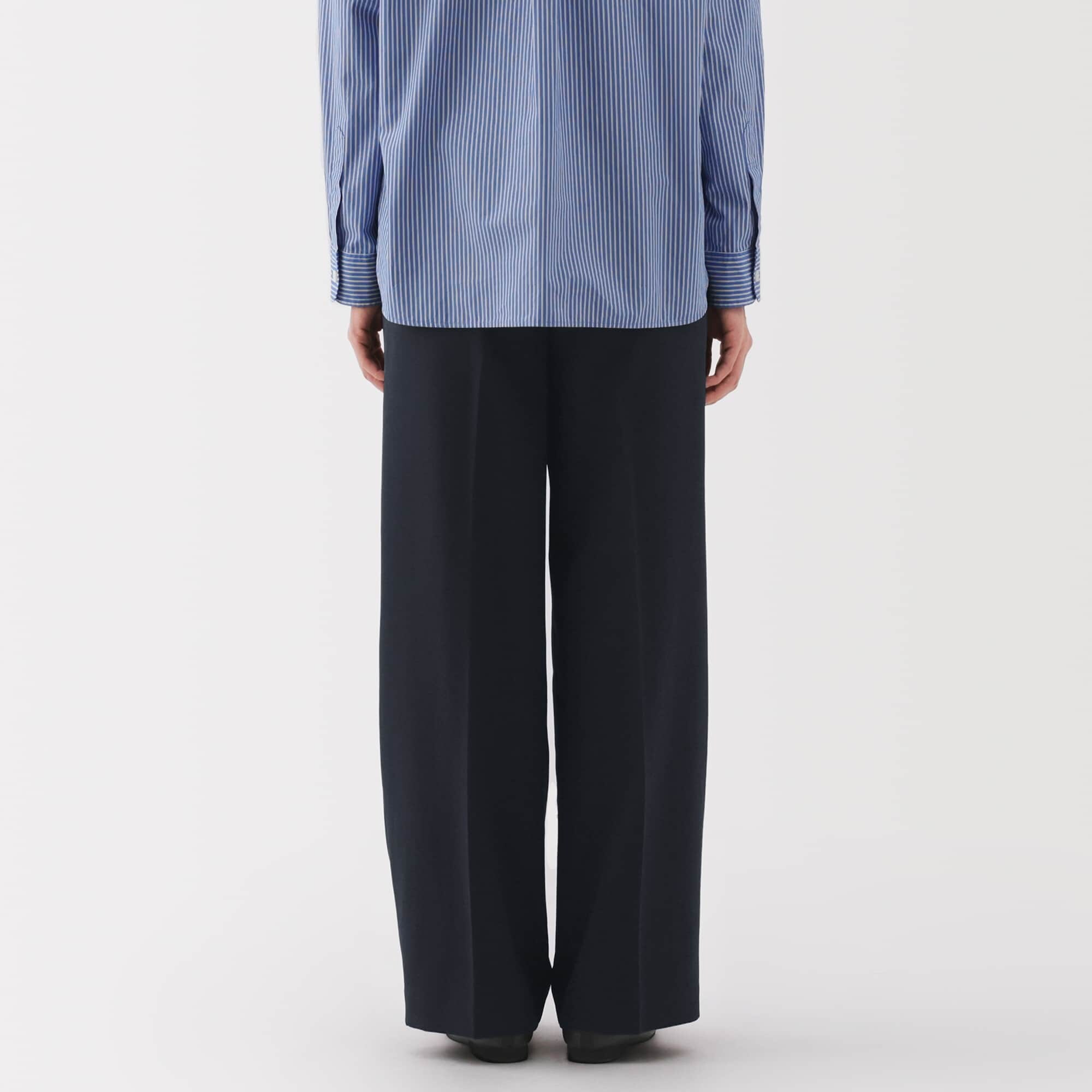 婦人　撥水　タックストレートパンツ