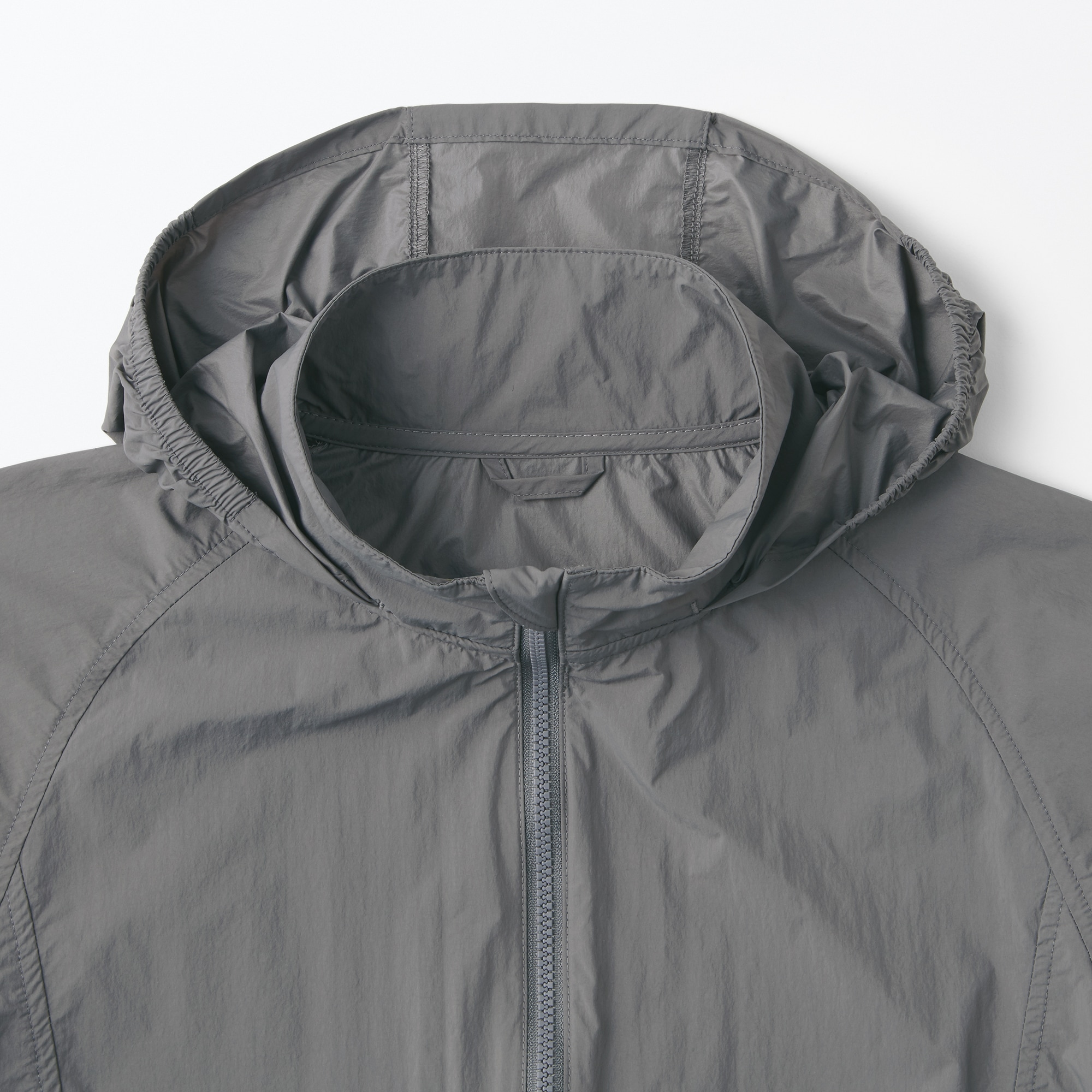 キッズ　撥水ＵＶカットポケッタブルウィンドブレーカー