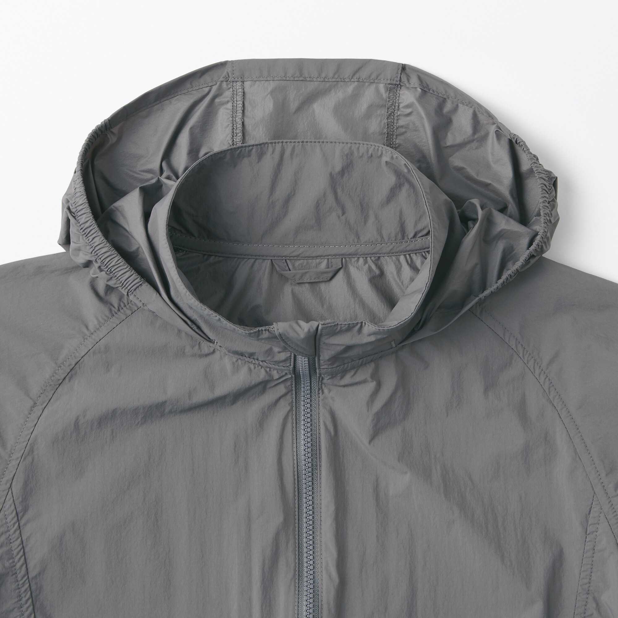 キッズ　撥水ＵＶカットポケッタブルウィンドブレーカー