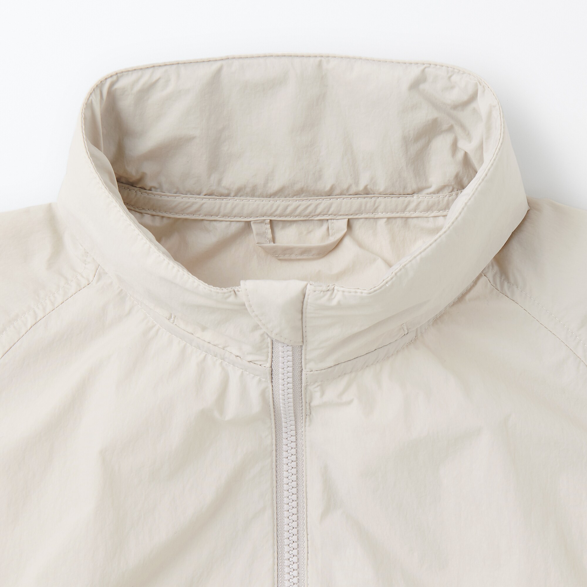 キッズ　撥水ＵＶカットポケッタブルウィンドブレーカー