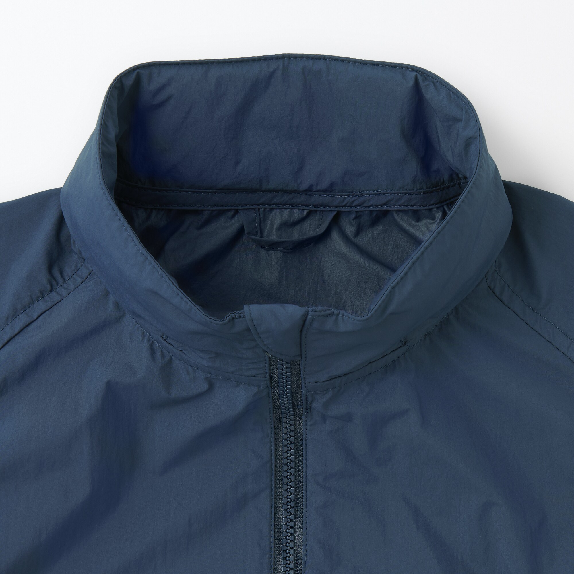 キッズ　撥水ＵＶカットポケッタブルウィンドブレーカー