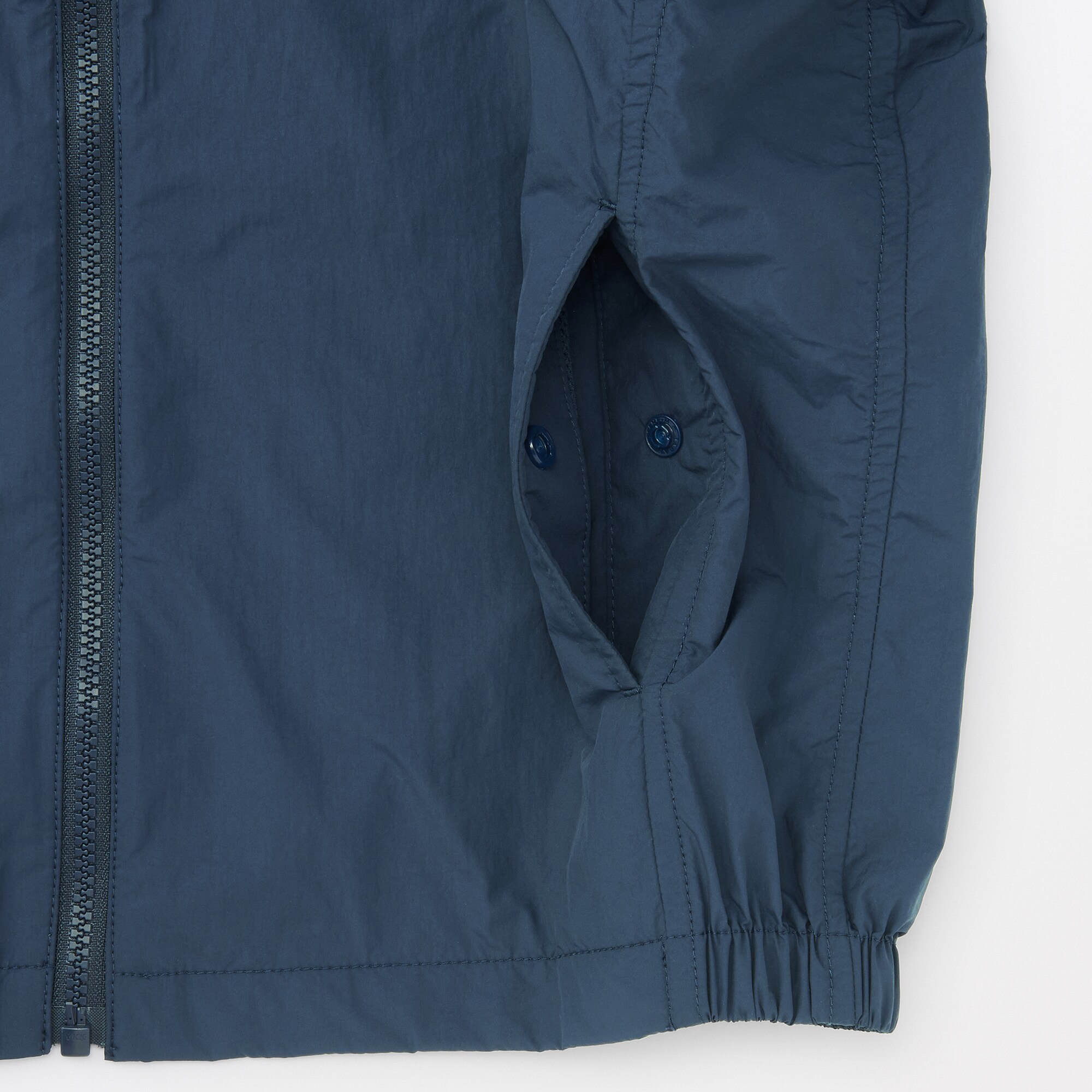 キッズ　撥水ＵＶカットポケッタブルウィンドブレーカー