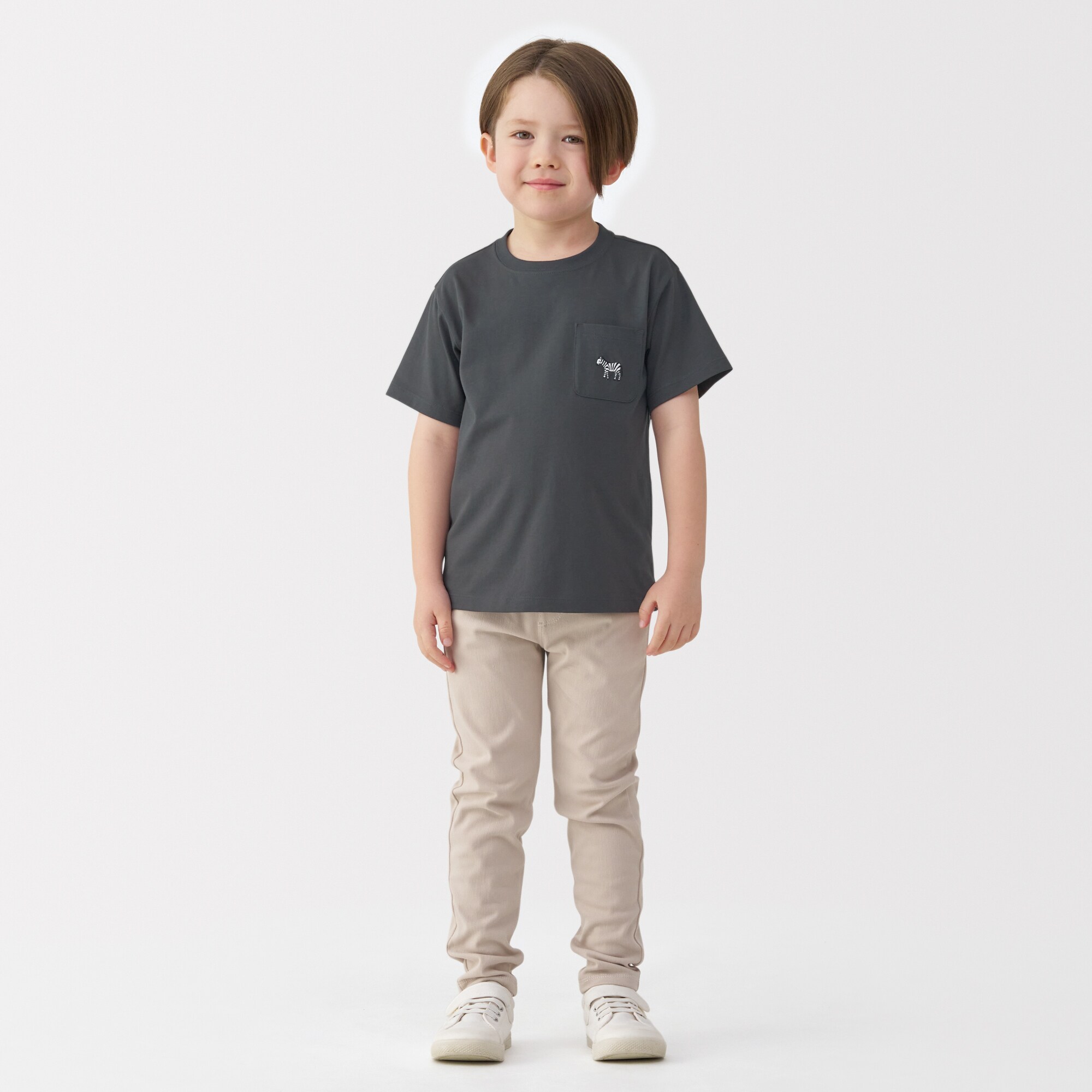 キッズ　天竺編み刺繍入りポケット半袖Ｔシャツ