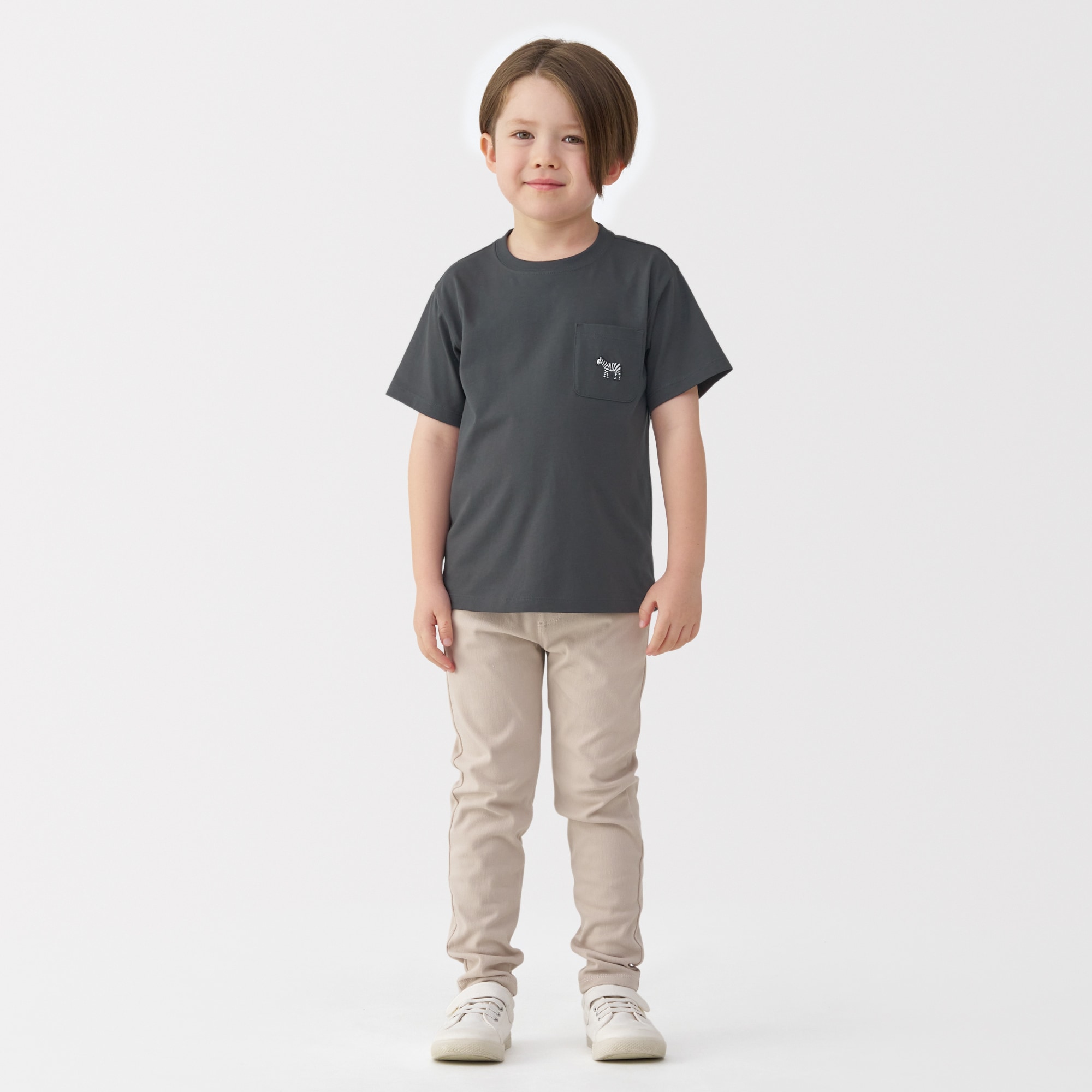 キッズ　天竺編み刺繍入りポケット半袖Ｔシャツ