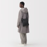 ナイロンショルダーバッグ