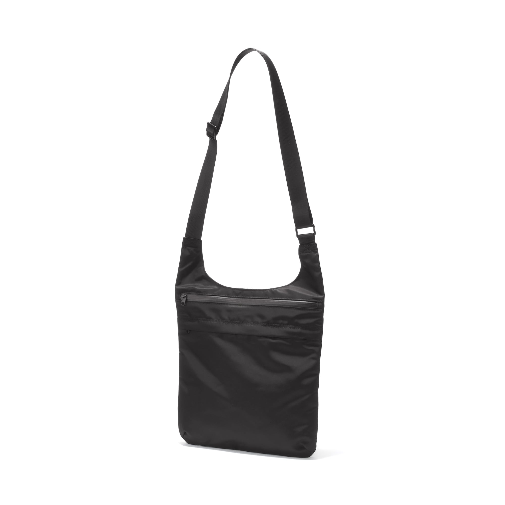 ナイロンショルダーバッグ