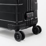 アルミハードキャリーケース６０リットル（黒）