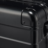アルミハードキャリーケース３４リットル（黒）