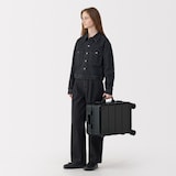 アルミハードキャリーケース３４リットル（黒）