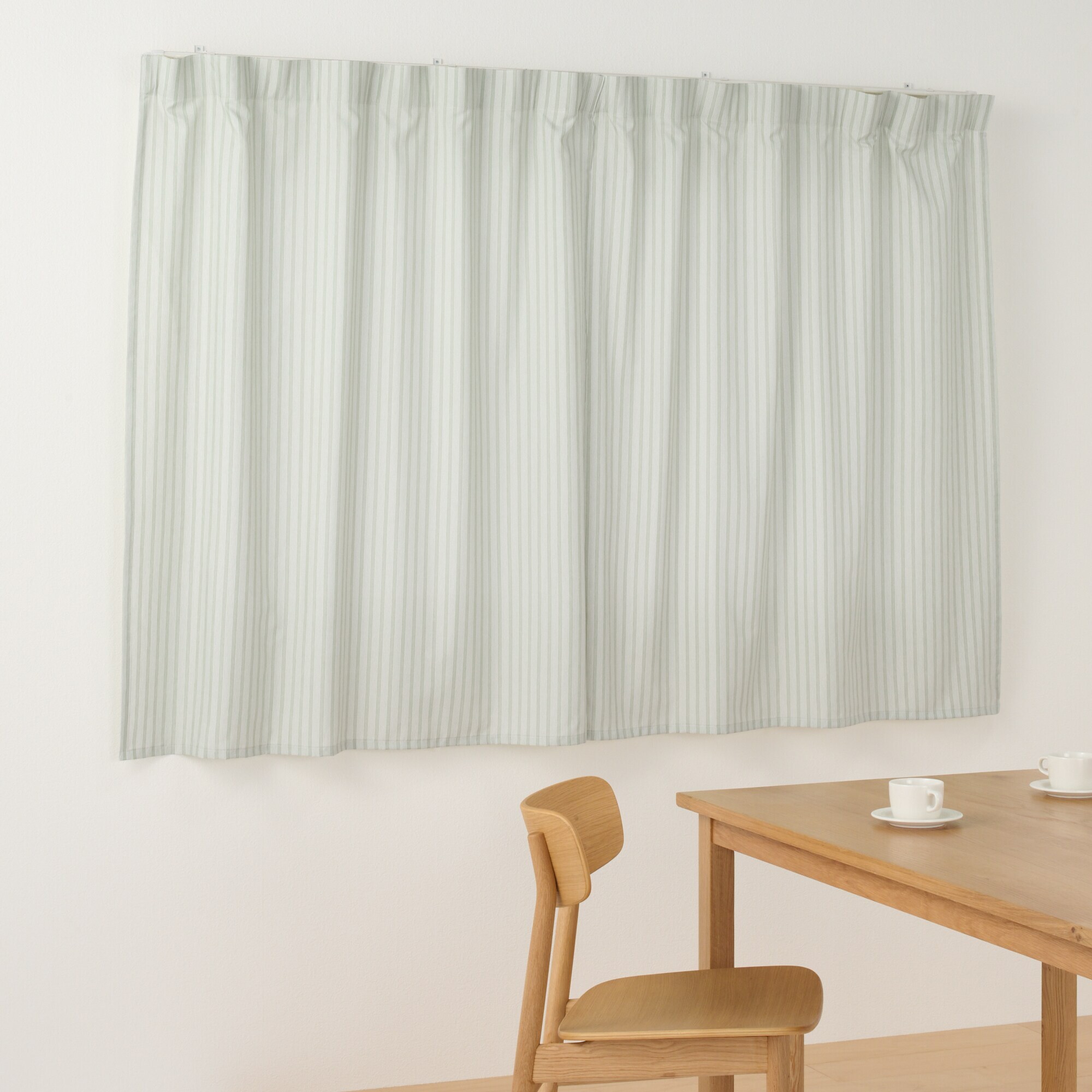 再生ポリエステル使い　ノンプリーツカーテン