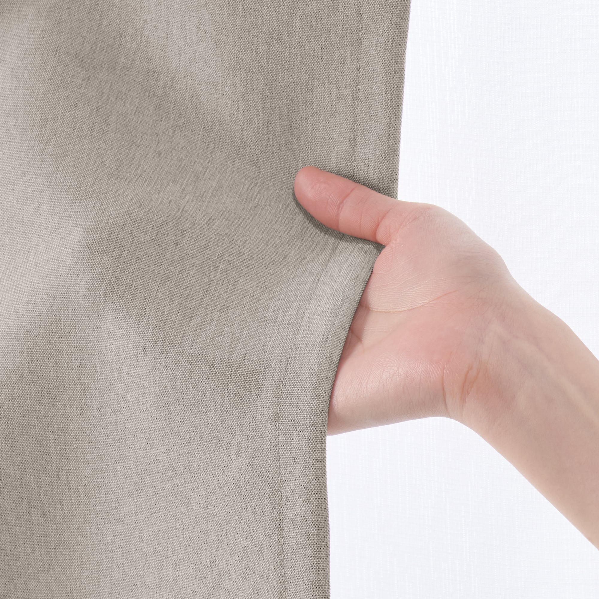 遮光性　ポリエステル平織りノンプリーツカーテン・２枚組