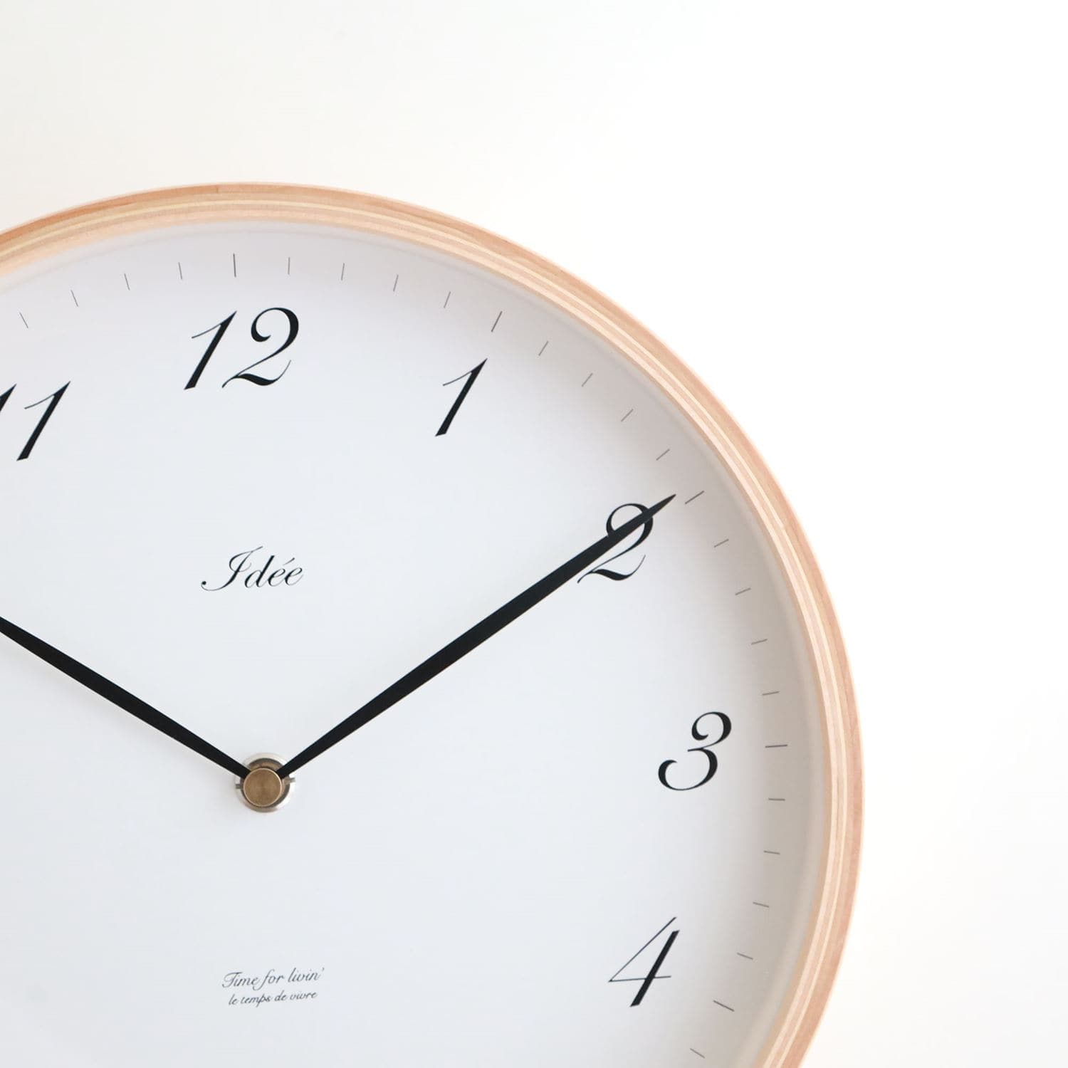 ［ＩＤＥＥ］ＩＤＥＥ　ＴＩＭＩＮＧ　掛け時計　２５０ｍｍ　アラビア数字（ウッド）