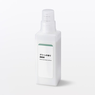 【１１月中旬発売予定】植物由来の柔軟成分　グリーンの香り柔軟剤　４５０ｍｌ