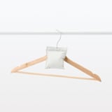 消臭機能付き　くりかえし使える除湿剤