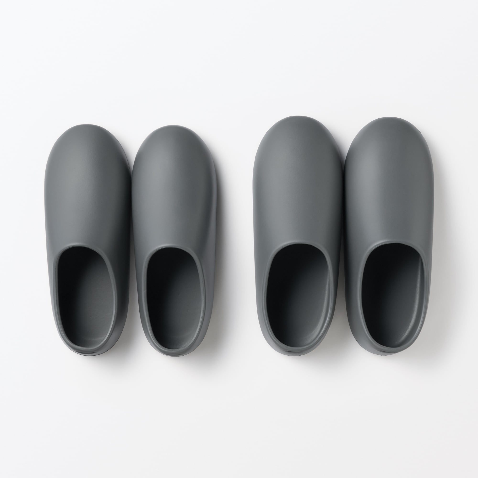 ＥＶＡ　吊るせるやわらかバススリッパ・Ｌ　ダークグレー