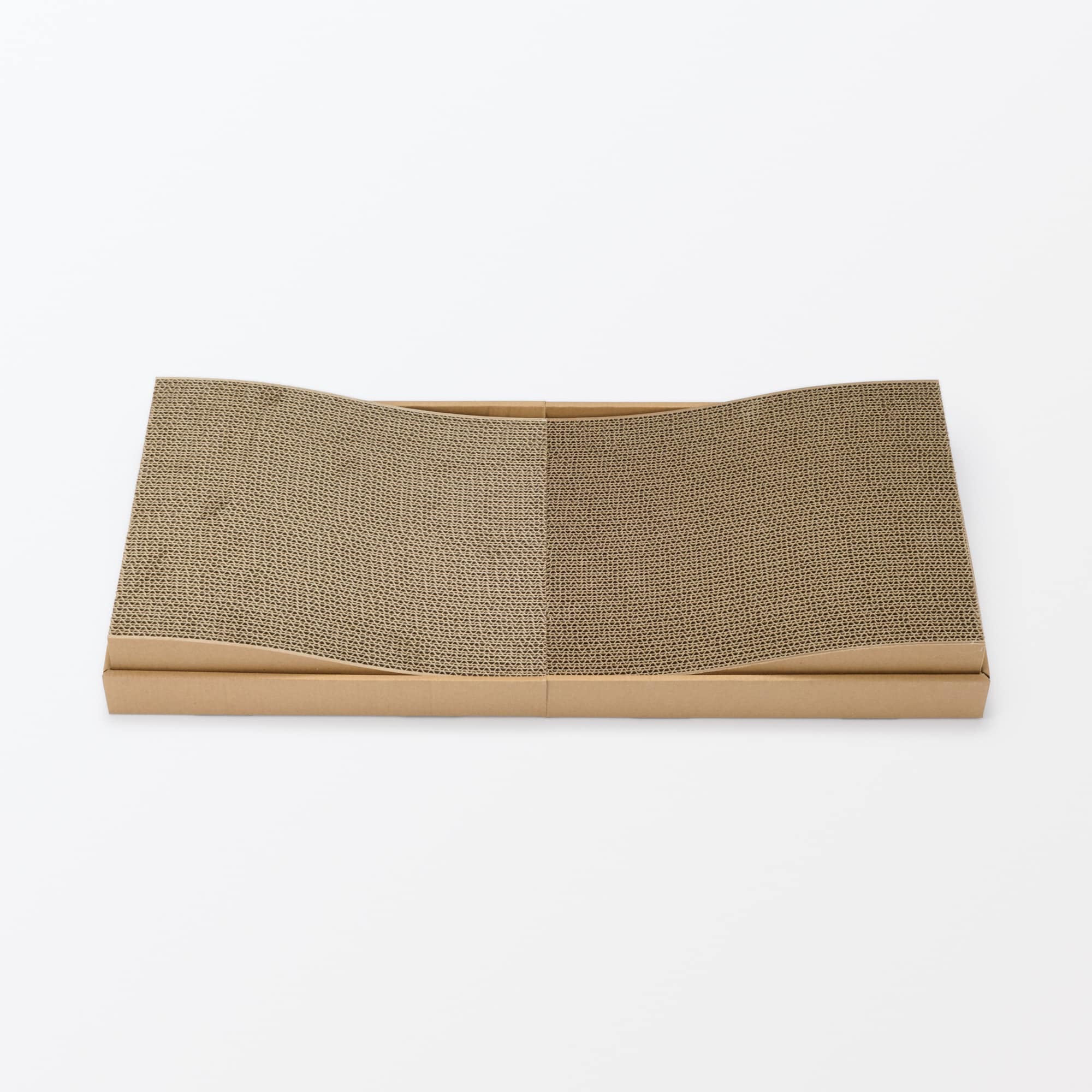 ダンボール　爪とぎベッド