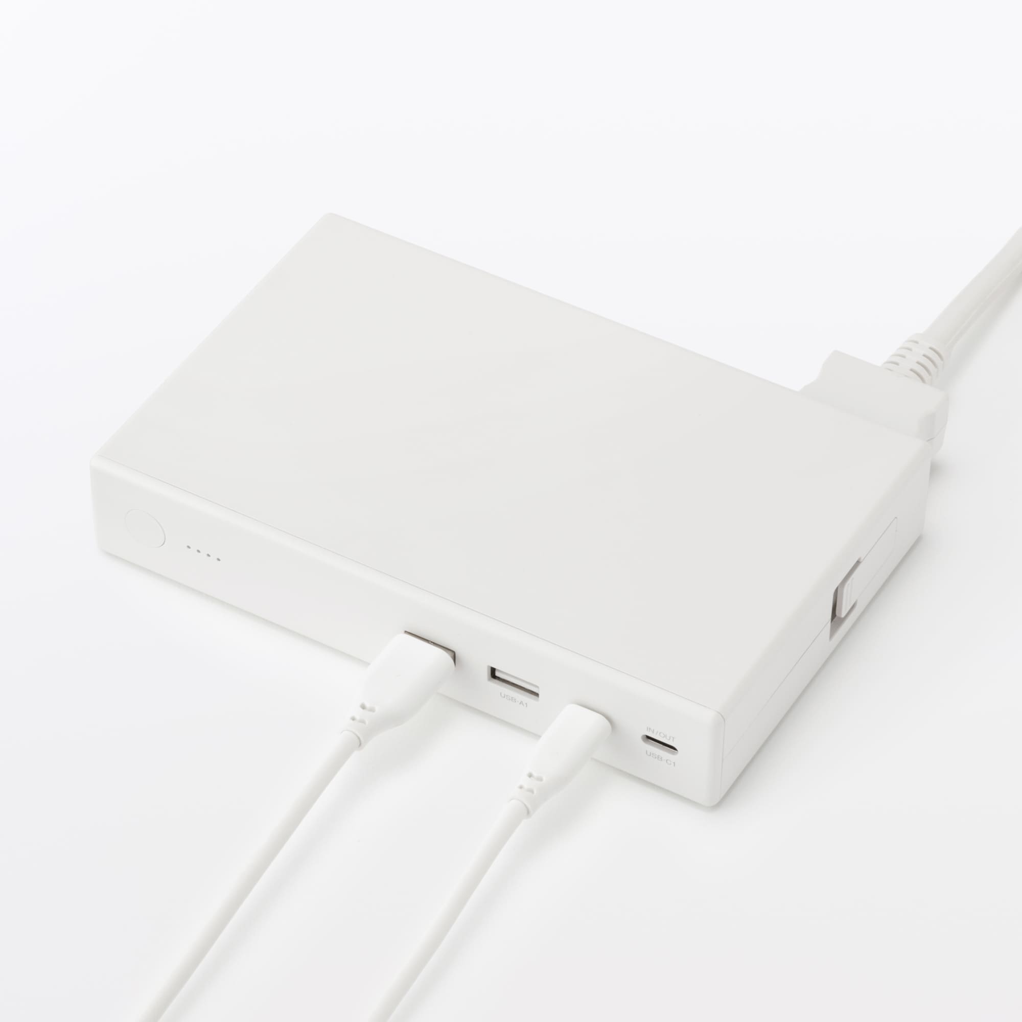 ジョイントタップ　ロック付　ポータブルバッテリー２００００ｍＡｈ