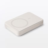 スマホスタンドにもなるモバイルバッテリー（マグネット式充電対応５０００ｍＡｈ）