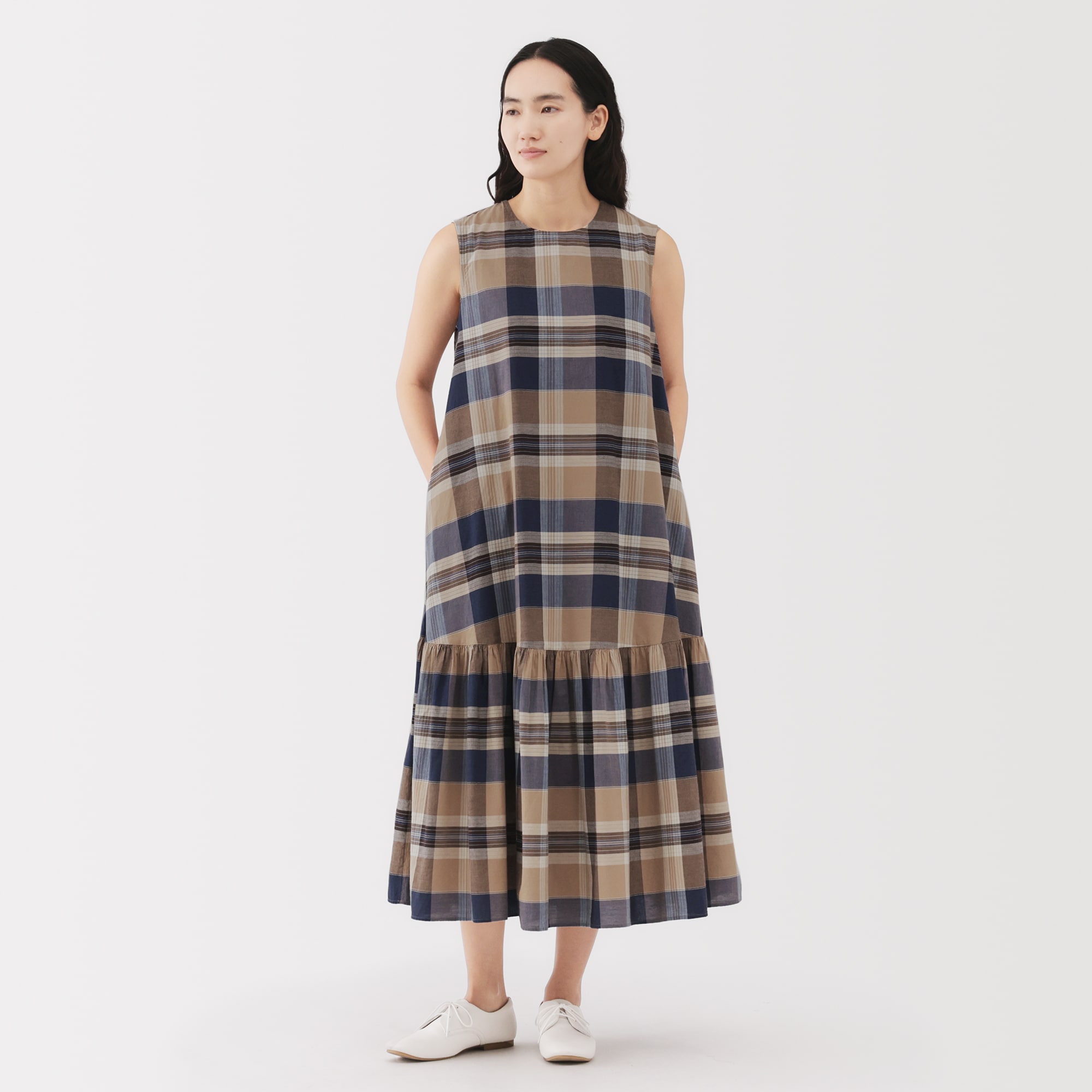 婦人　マドラスチェック　スリーブレスワンピース