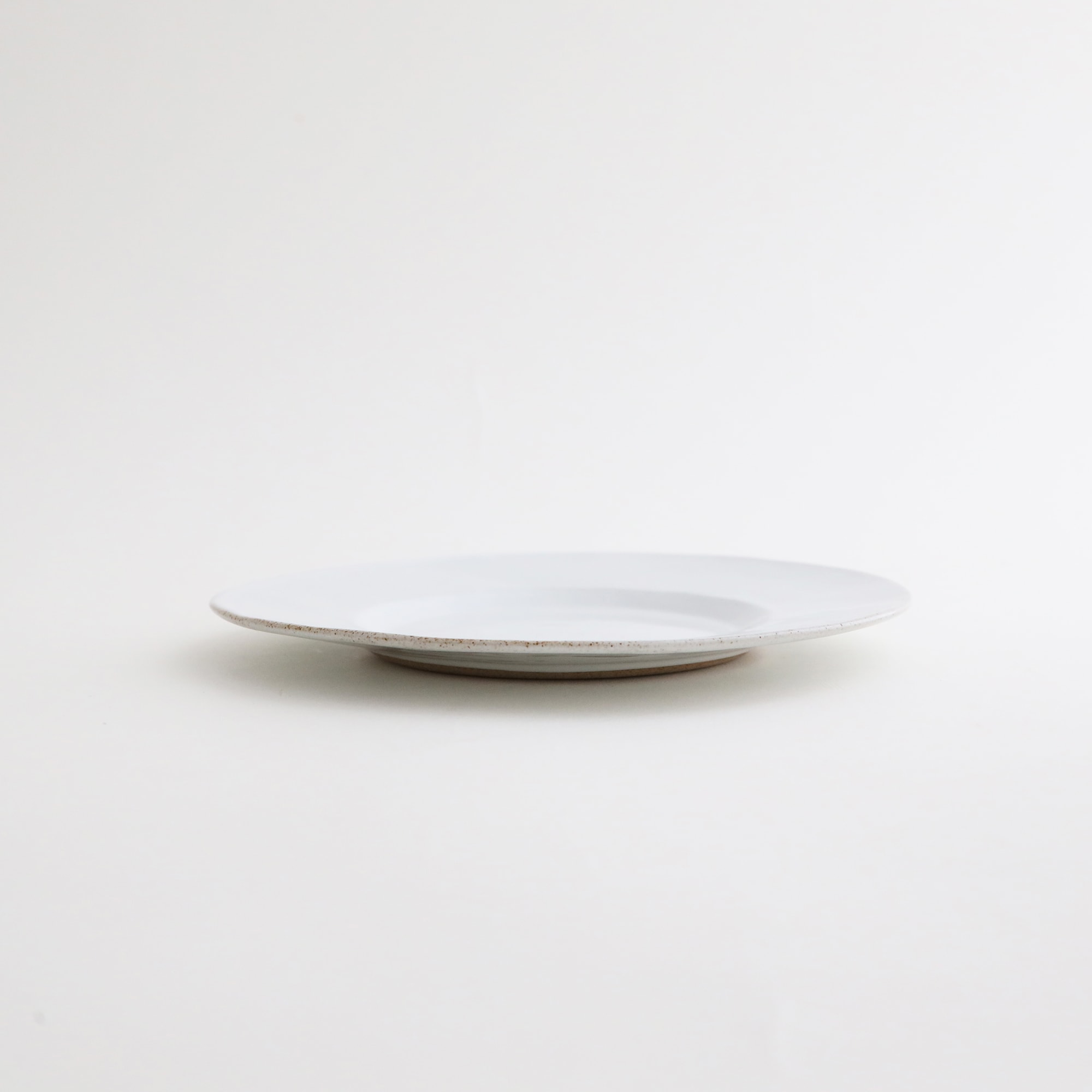 IDEE］actuel sableラウンドリムプレート 15cm