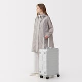 アルミハードキャリーケース６０リットル　