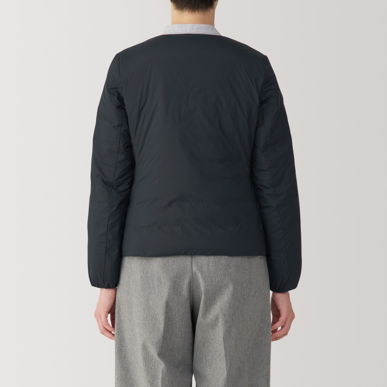 婦人　軽量ダウンノーカラージャケット（帯電防止裏地）