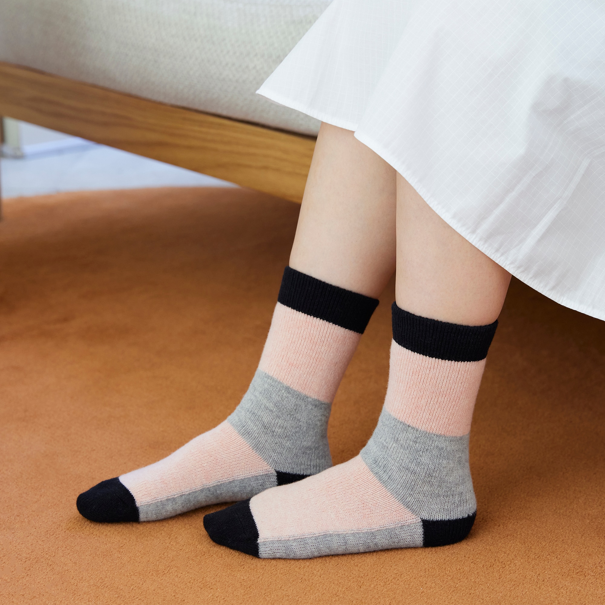 ［ＩＤＥＥ］Ｏｒｉｇｉｎａｌ　Ｓｏｃｋｓ　Ｐｉｎｋ×Ｇｒａｙ　Ｌサイズ