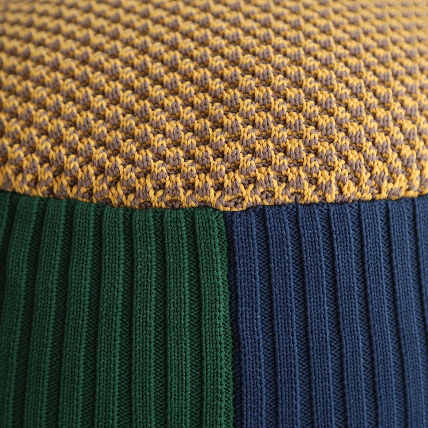 ［ＩＤＥＥ］ＭＩＮＩ　ＰＵＵＦ　ＮＥＳＴ（ＣＯＶＥＲ　ＣＯＬＬＡＧＥ）