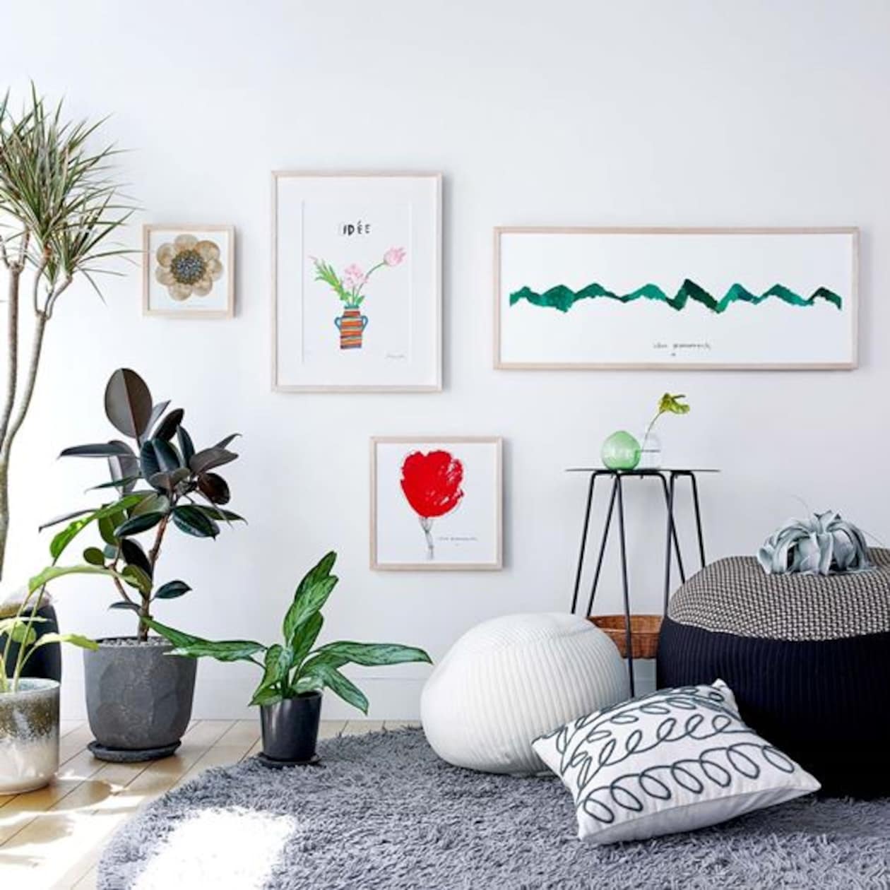 ［ＩＤＥＥ］ＰＵＵＦ　ＮＥＳＴ（ＣＯＶＥＲ　ＢＬＡＣＫ）