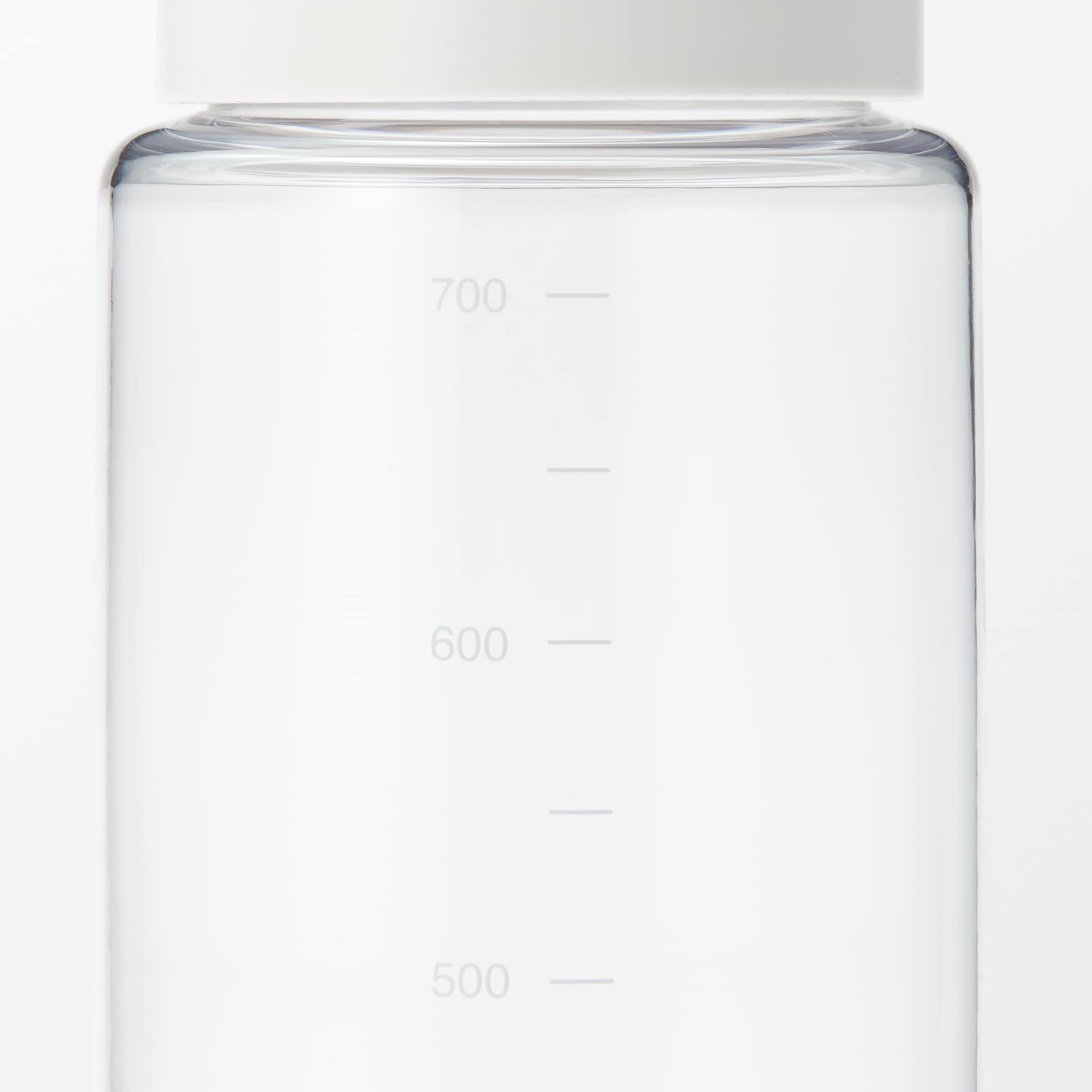 持ち運びやすい　目盛り付き　ドリンクボトル